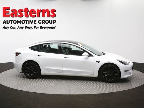 Used 2022 Tesla Model 3 Long Range AWD/4WD image 40