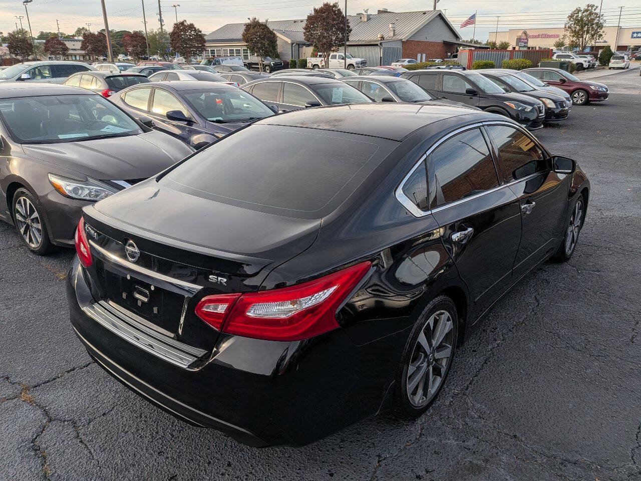 Used 2016 Nissan Altima 2.5 SR FWD image 15