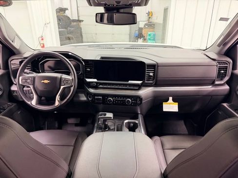 Certified 2023 Chevrolet Silverado 1500 LTZ w/ LTZ Convenience Package II AWD/4WD image 19