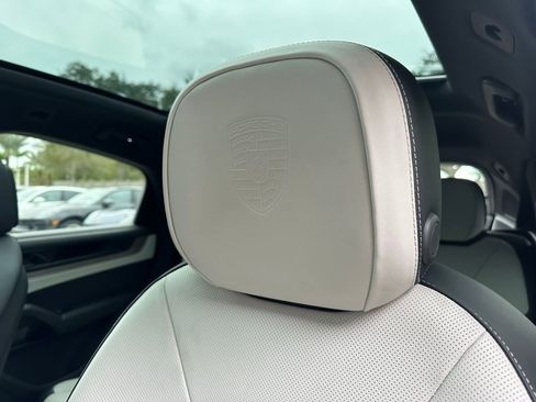 Certified 2025 Porsche Cayenne S image 24