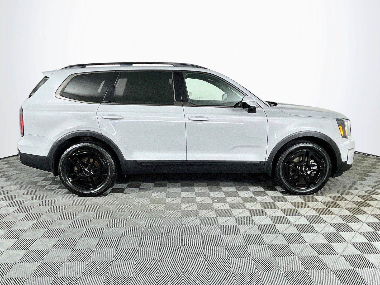 Certified 2024 Kia Telluride SX X-Line AWD/4WD image 11
