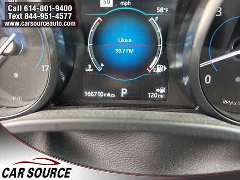 Used 2019 Jaguar F-PACE Prestige image 16