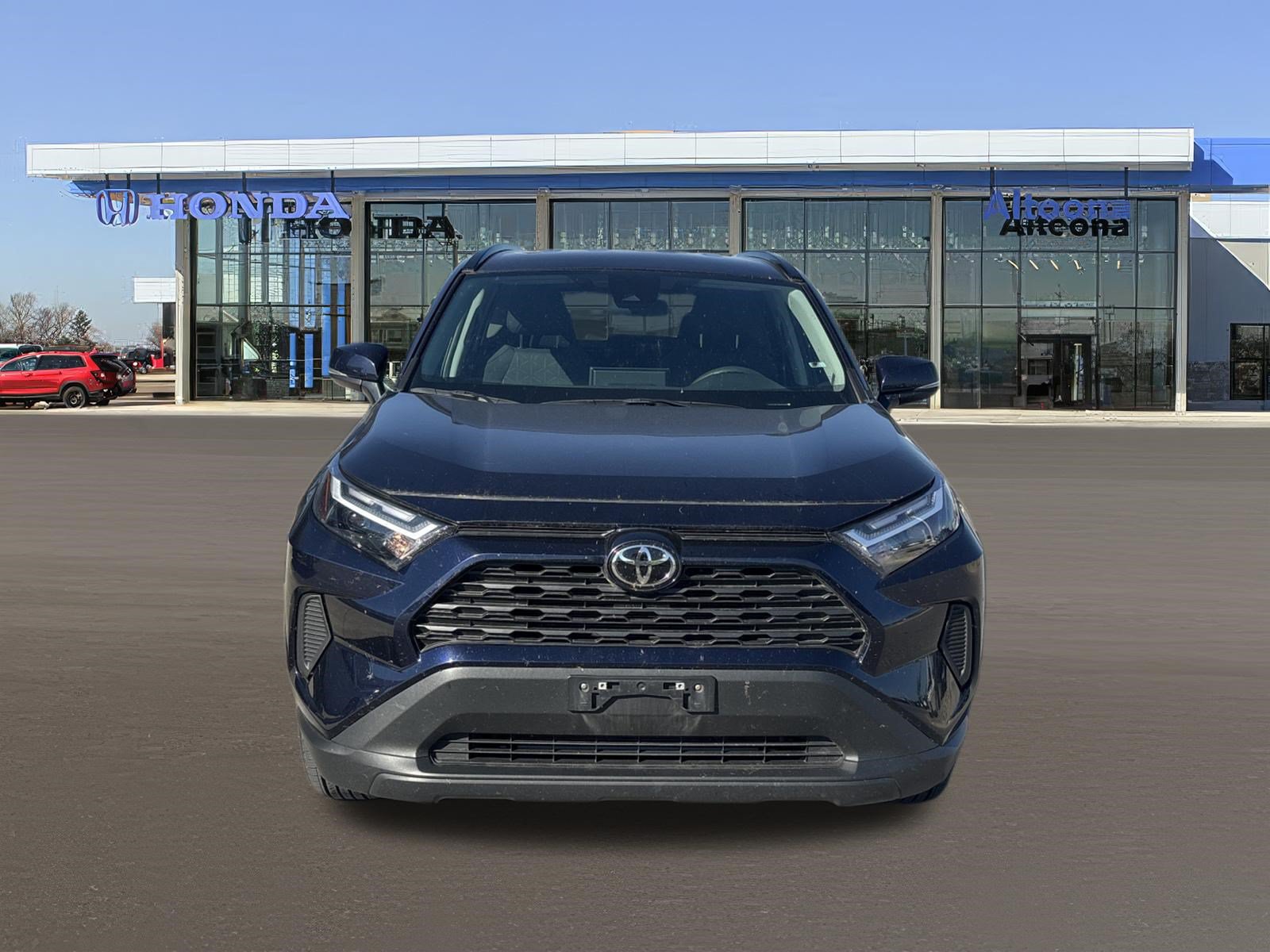 Used 2025 Toyota RAV4 XLE AWD/4WD image 8