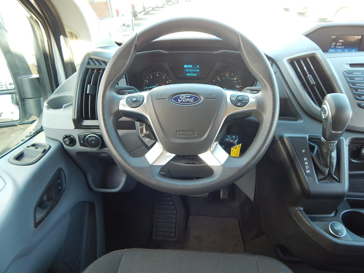 Used 2018 Ford Transit 350 XL RWD image 22