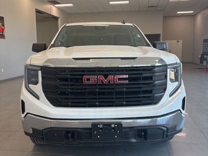 New 2025 GMC Sierra 1500 Pro w/ Pro Value Package