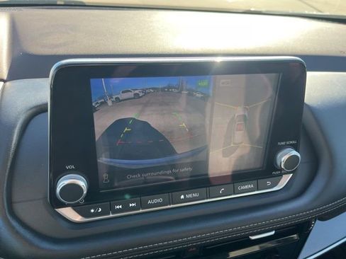 Used 2021 Nissan Rogue SV image 57