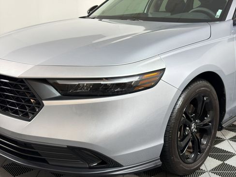 Used 2025 Honda Accord SE image 8