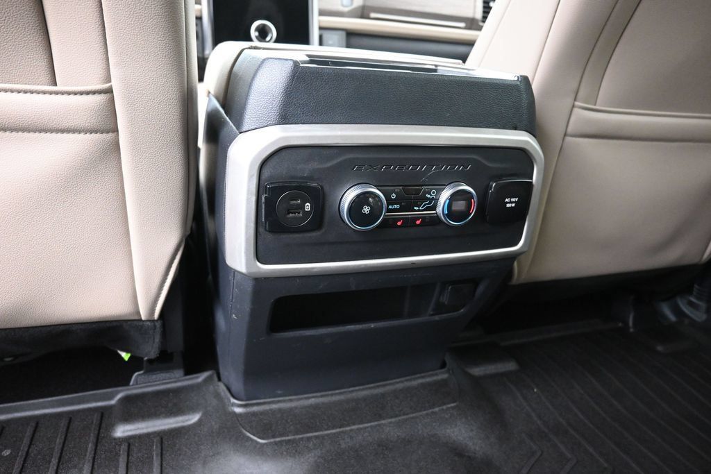 Used 2023 Ford Expedition Max Limited AWD/4WD image 30
