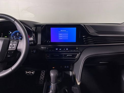 Certified 2025 Toyota Camry SE image 15