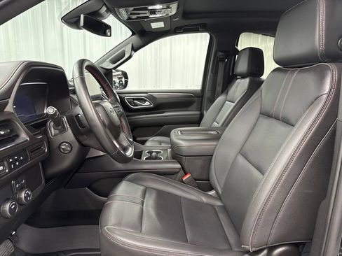 Used 2024 Chevrolet Tahoe RST w/ Luxury Package RWD image 18