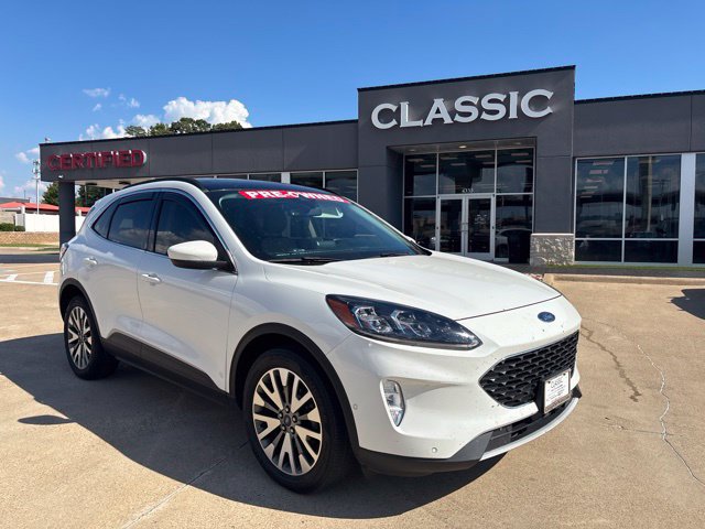 Used 2021 Ford Escape Titanium w/ Class II Trailer Tow Package AWD/4WD image 1