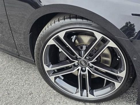 New 2025 Audi A8 L 3.0T image 31