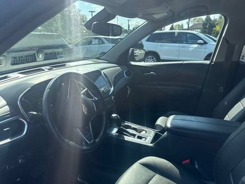 Used 2021 Chevrolet Equinox Premier FWD image 10