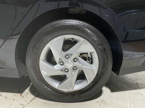 Used 2025 Hyundai Sonata SE FWD image 8