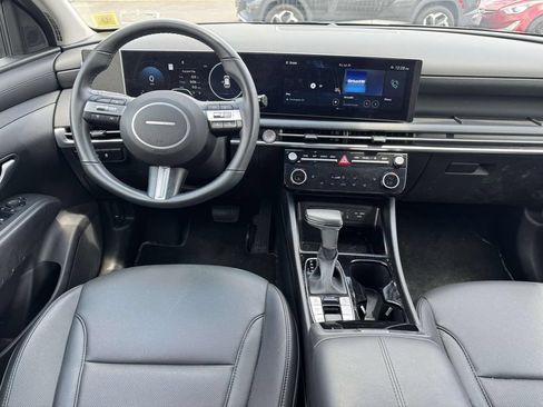 Used 2025 Hyundai Tucson SEL AWD/4WD image 14