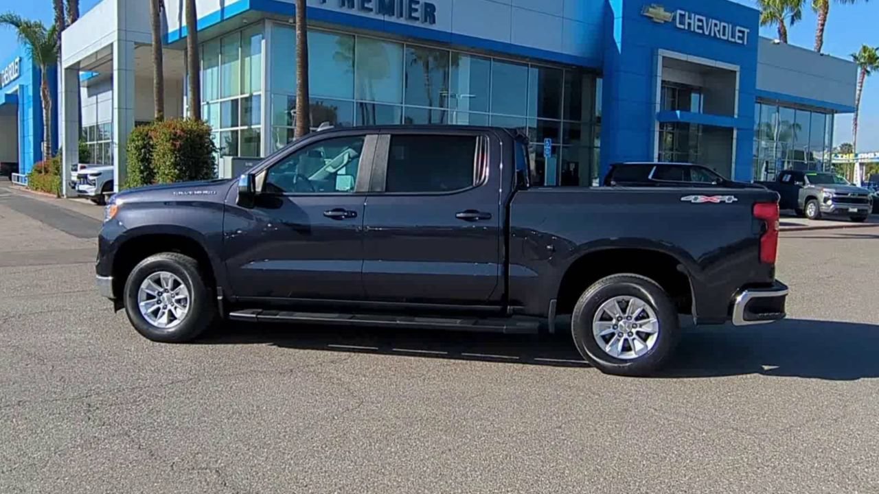 Used 2024 Chevrolet Silverado 1500 LT w/ Protection Package AWD/4WD image 5