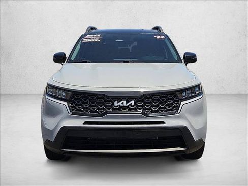 Used 2022 Kia Sorento S w/ Panoramic Sunroof Package AWD/4WD image 2