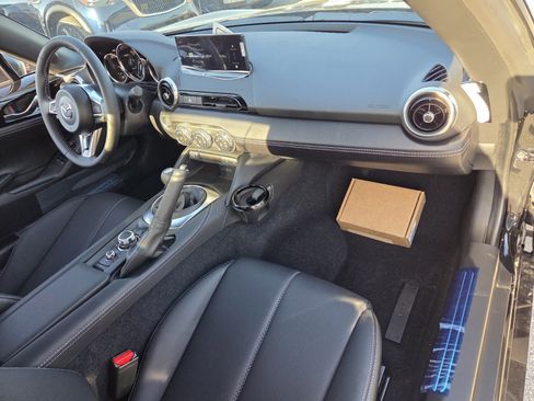 New 2026 MAZDA MX-5 Miata RF Grand Touring RWD image 17