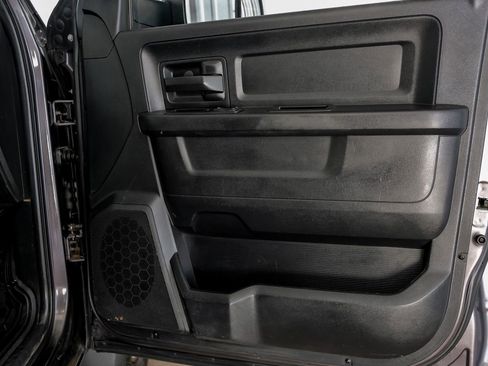 Used 2015 RAM 3500 Tradesman w/ Chrome Appearance Group AWD/4WD image 32
