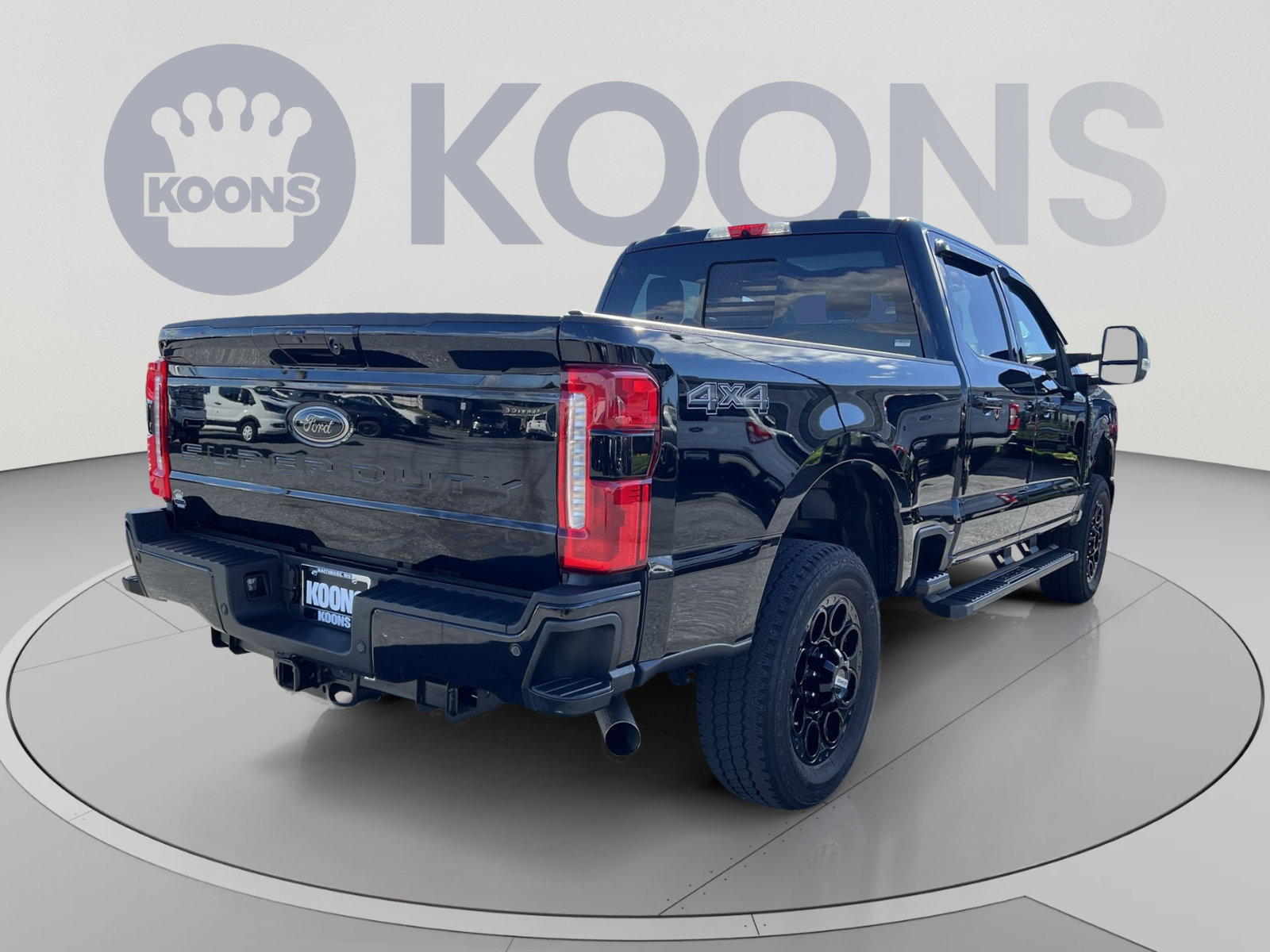 Used 2025 Ford F250 Lariat w/ Black Appearance Package AWD/4WD image 7