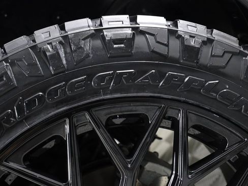 Used 2025 Toyota Land Cruiser image 46