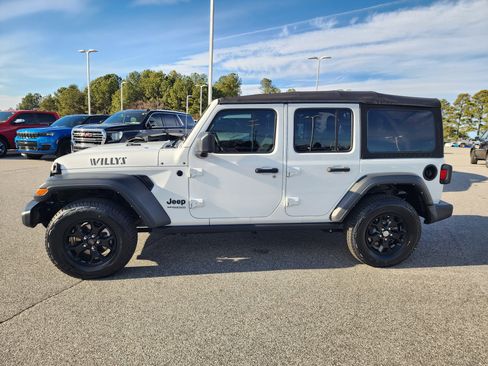 Used 2021 Jeep Wrangler Unlimited Sport image 8