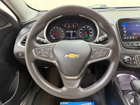 Used 2024 Chevrolet Malibu LT FWD image 21