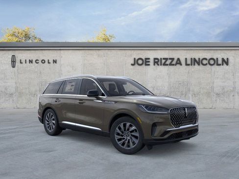 New 2025 Lincoln Aviator Premiere image 7
