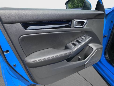 Used 2024 Honda Civic Sport Touring image 10