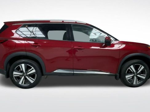 Used 2022 Nissan Rogue SL w/ SL Premium Package image 25