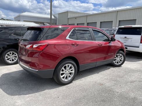 Used 2021 Chevrolet Equinox LT FWD image 2