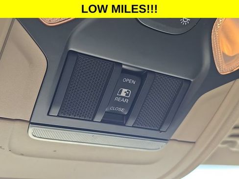 Used 2020 RAM 1500 Big Horn AWD/4WD image 29