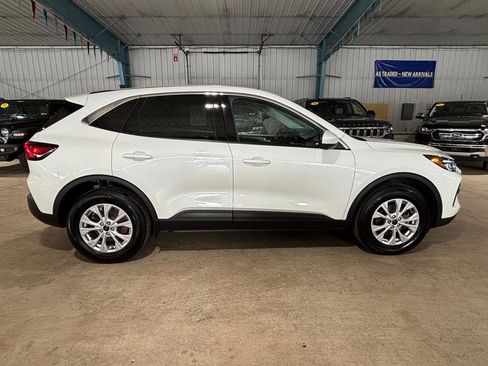 Used 2023 Ford Escape Active w/ Tech Pack #2 image 8