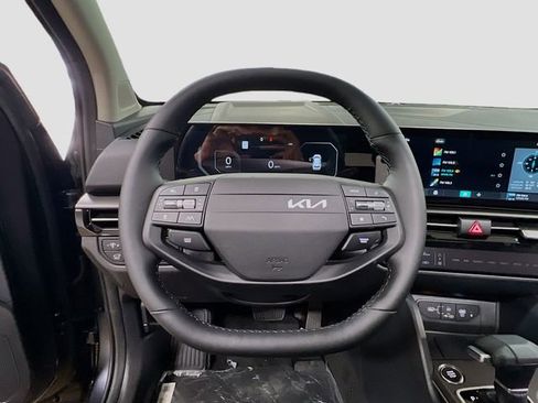 New 2026 Kia Sportage SX image 11