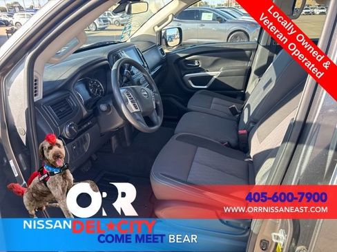 Used 2023 Nissan Titan SV w/ Accessory Utility Package image 15