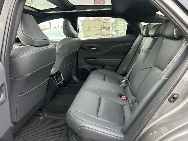 New 2027 Toyota Crown Platinum AWD/4WD image 10