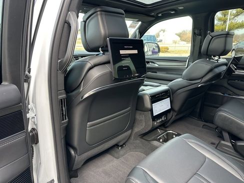 New 2026 Jeep Grand Wagoneer L Summit w/ Rear Seat Video Group I AWD/4WD image 51