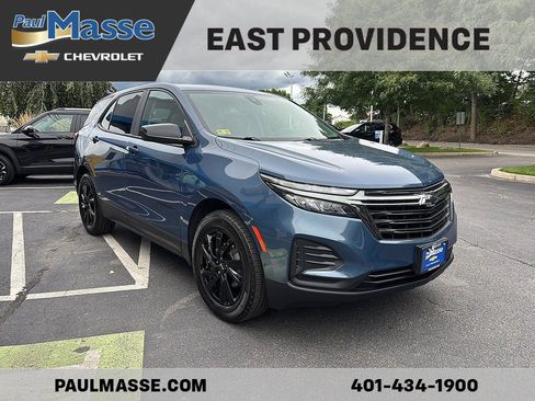Used 2024 Chevrolet Equinox LS w/ LS Convenience Package AWD/4WD image 3