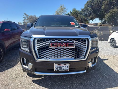 Used 2024 GMC Yukon Denali w/ Denali Reserve Package AWD/4WD image 2