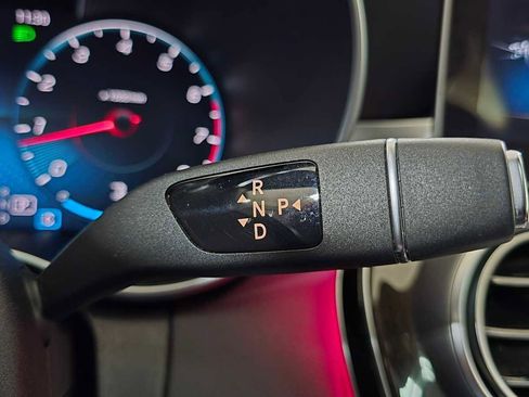 Used 2020 Mercedes-Benz C 300 4MATIC Sedan image 38