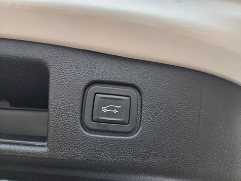Used 2024 Chevrolet Blazer EV LT AWD/4WD image 52