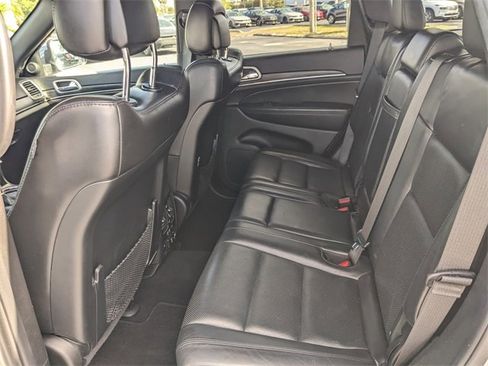 Certified 2021 Jeep Grand Cherokee Limited w/ Luxury Group II image 12
