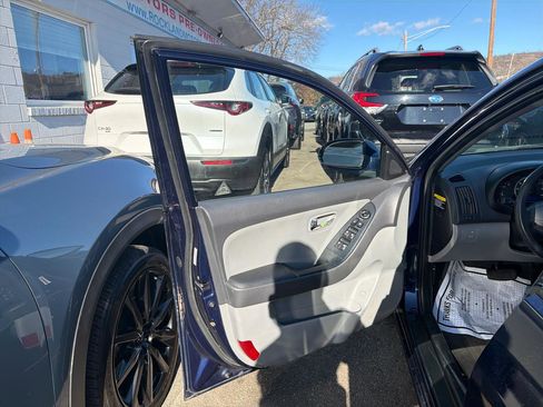 Used 2010 Hyundai Elantra GLS image 15