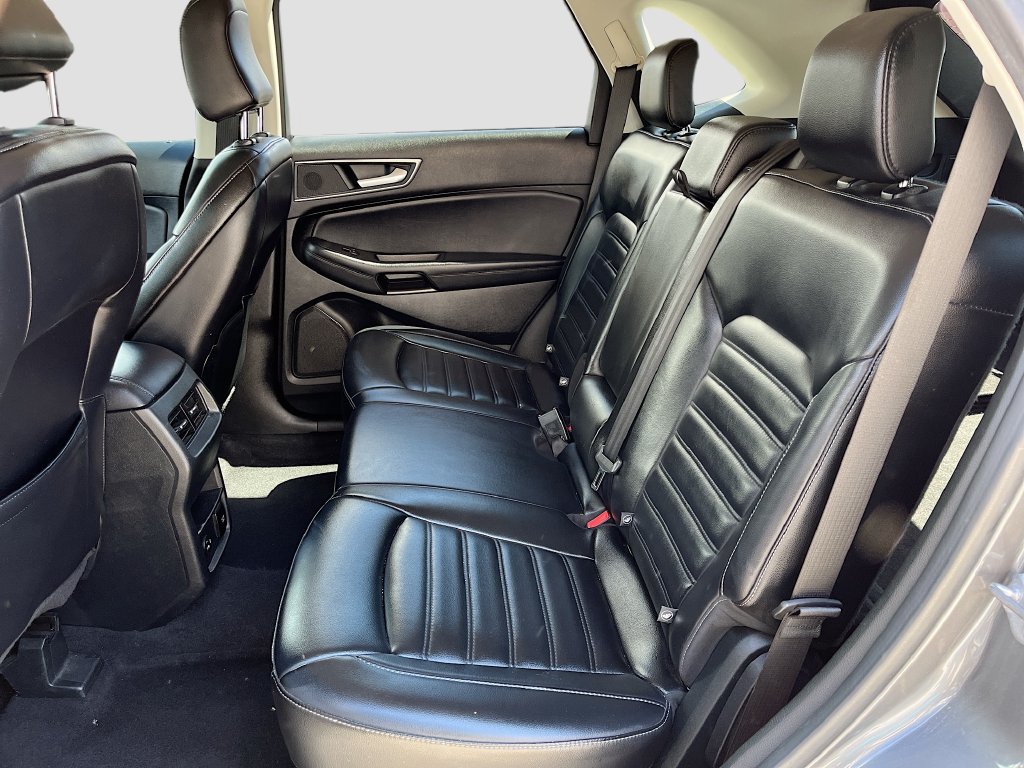 Used 2022 Ford Edge SEL w/ Convenience Package AWD/4WD image 23