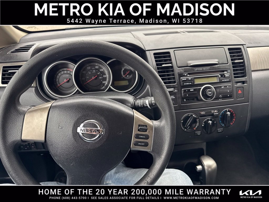 Used 2011 Nissan Versa 1.8 S w/ Plus Pkg FWD image 17