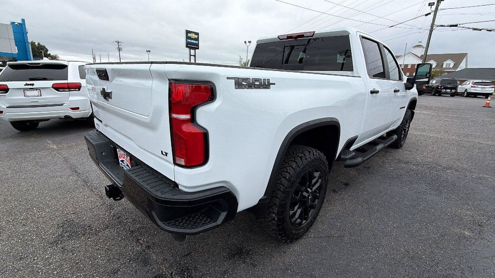 New 2026 Chevrolet Silverado 2500 LT w/ Trail Boss Package AWD/4WD image 9