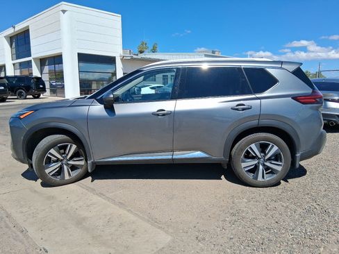 Used 2021 Nissan Rogue SL AWD/4WD image 2