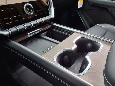 New 2026 GMC Acadia Denali w/ Super Cruise Package image 20