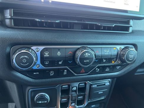 New 2025 Jeep Wrangler Willys image 39