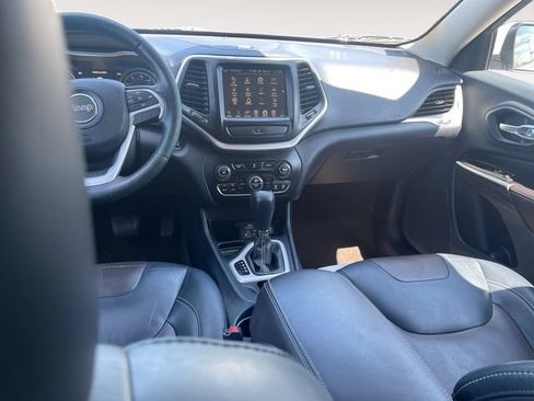 Used 2016 Jeep Cherokee Limited FWD image 10